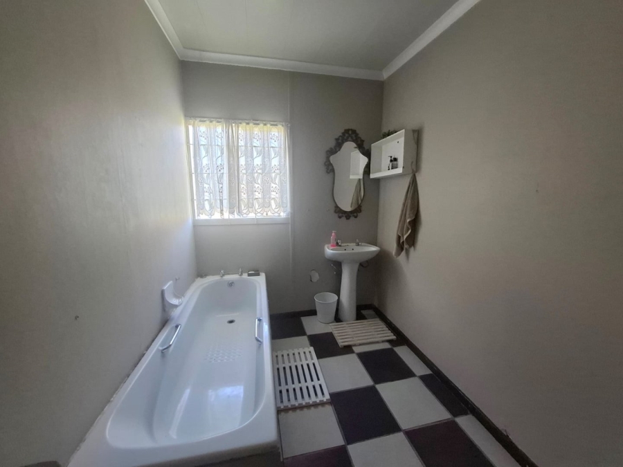 Commercial Property for Sale in Roodewal Free State